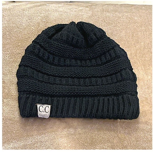 C.C CLASSIC CABLE KNIT BEANIE Women’s Warm Black Chunky Stretch Skully OSFM! - Picture 3 of 9